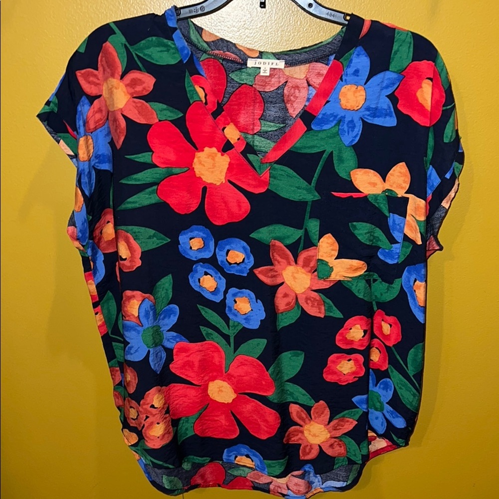 Floral Print V-Neck Top - Multicolor